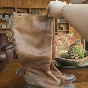 Arturo Chiang Tan Leather Boots